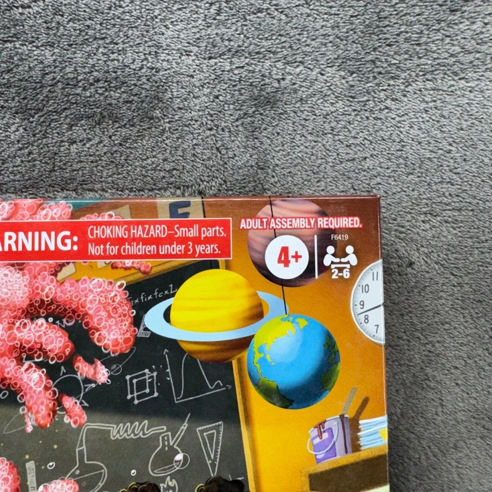 Clue Junior Board‎ Game Ages 4+ Double Sided Gameboard 2 Games in 1 Hasbro